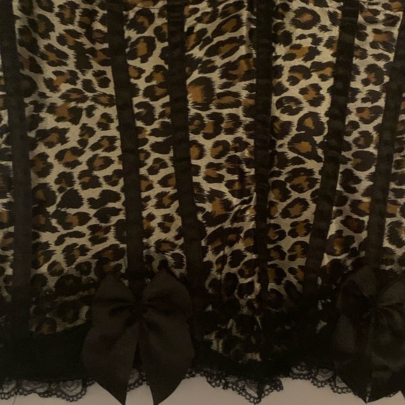 Cheetah corset - Picture 5 of 5